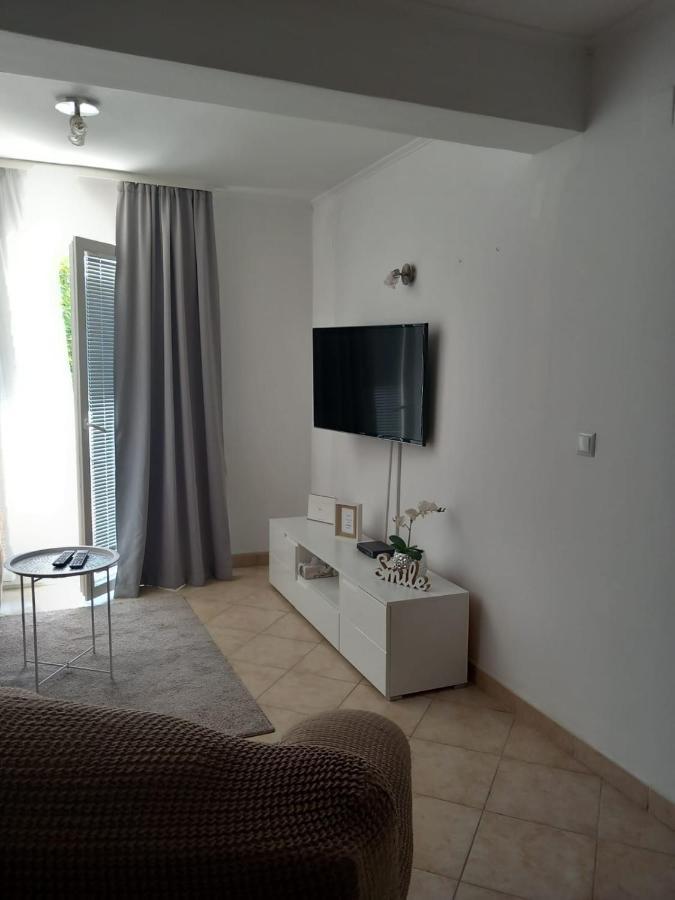 Apartamento Apartman Nika Ražanac Exterior foto